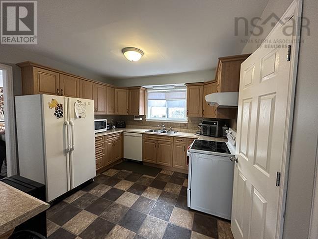 216 & 218 Hiram Street, Port Hawkesbury, Nova Scotia  B9A 2C2 - Photo 40 - 202426061