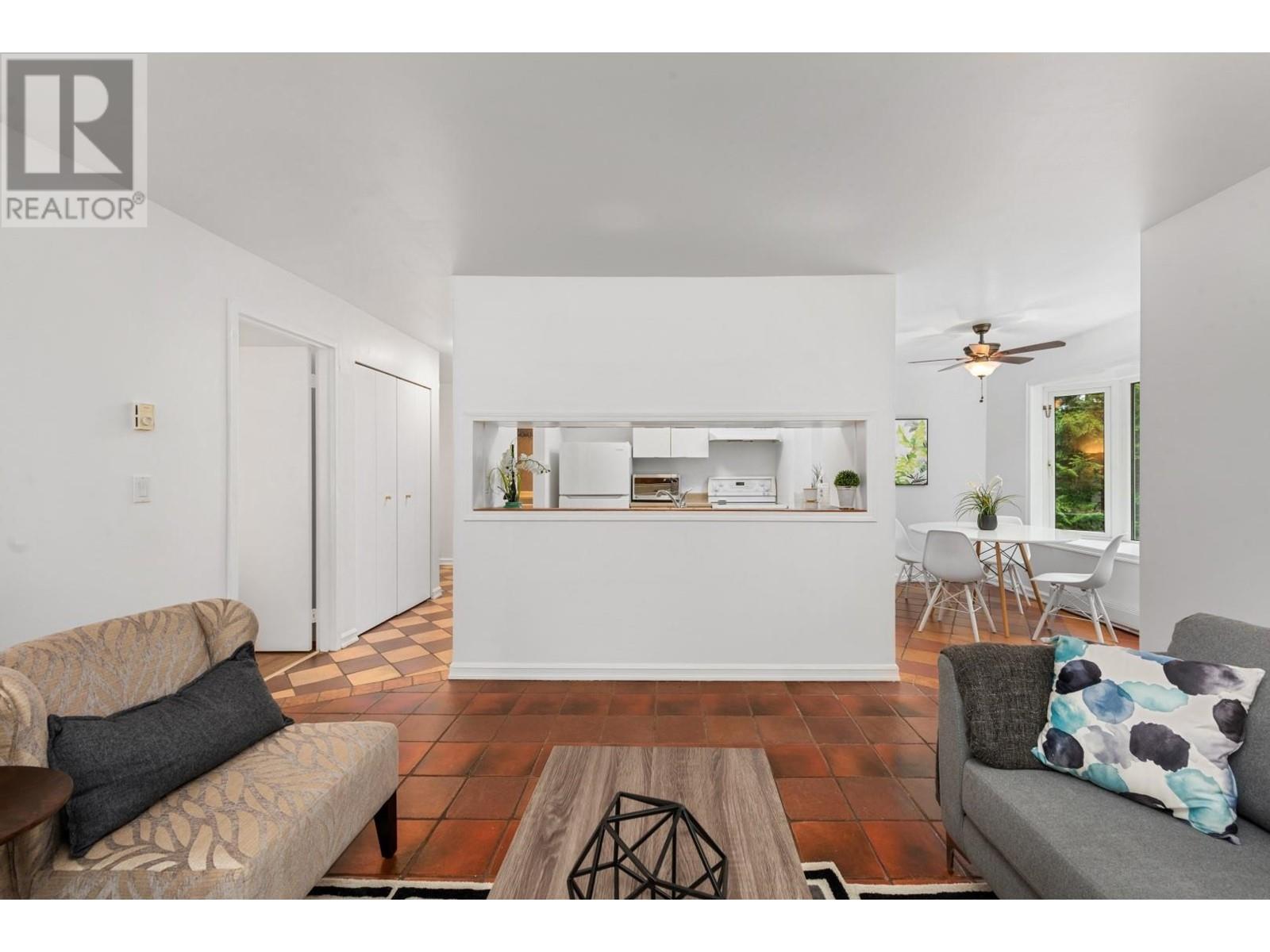 Listing Picture 6 of 22 : 226 7531 MINORU BOULEVARD, Richmond / 烈治文 - 魯藝地產 Yvonne Lu Group - MLS Medallion Club Member