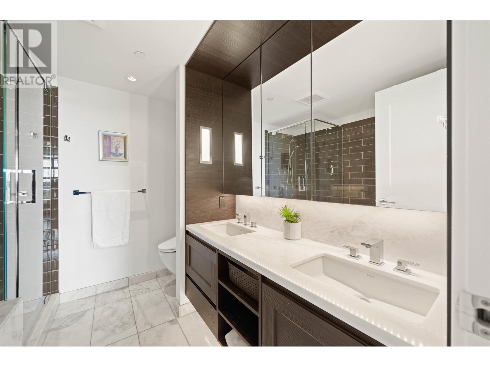 Listing Picture 25 of 37 : 601 3355 BINNING ROAD, Vancouver / 溫哥華 - 魯藝地產 Yvonne Lu Group - MLS Medallion Club Member