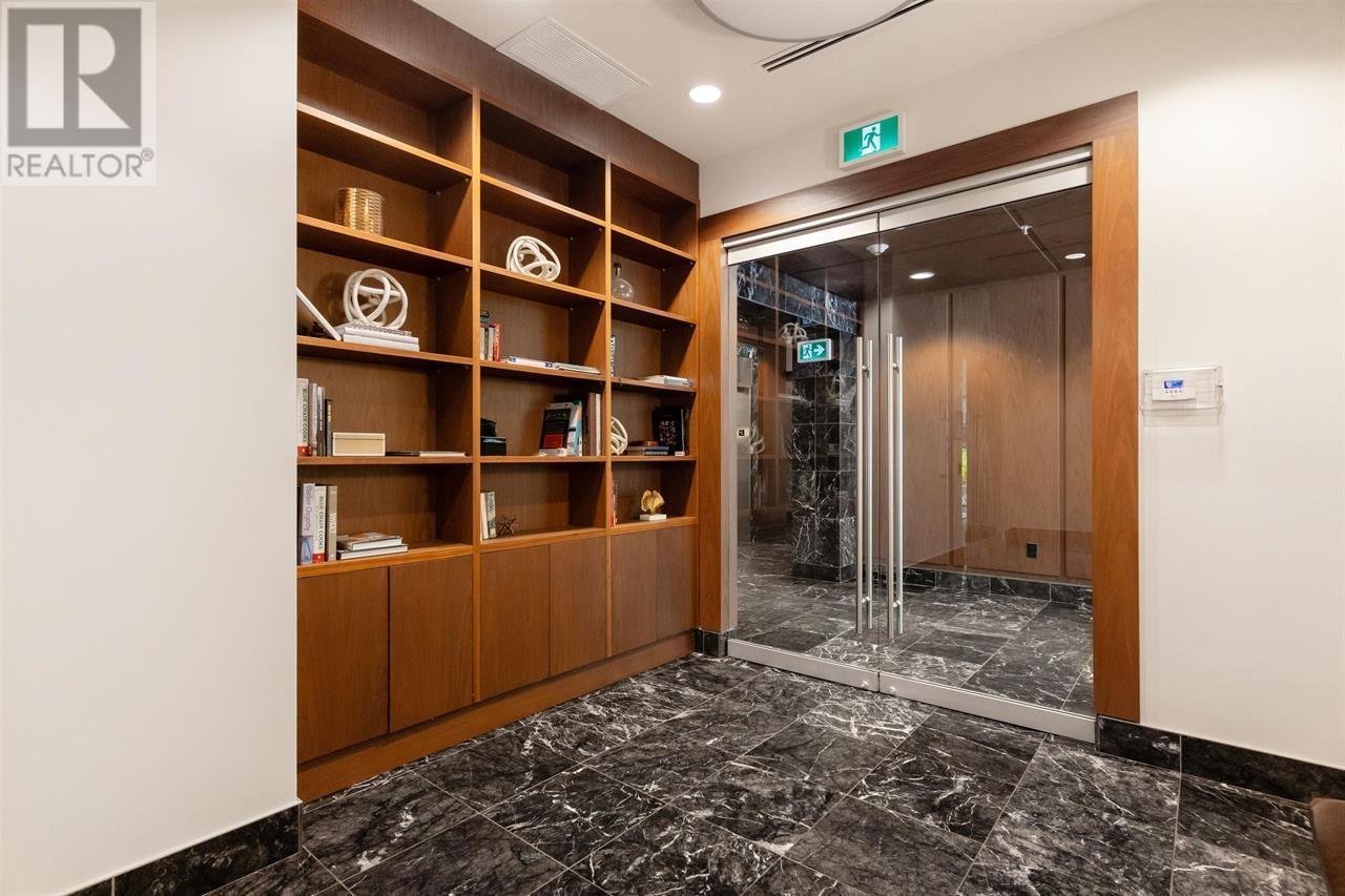 Listing Picture 35 of 37 : 601 3355 BINNING ROAD, Vancouver / 溫哥華 - 魯藝地產 Yvonne Lu Group - MLS Medallion Club Member