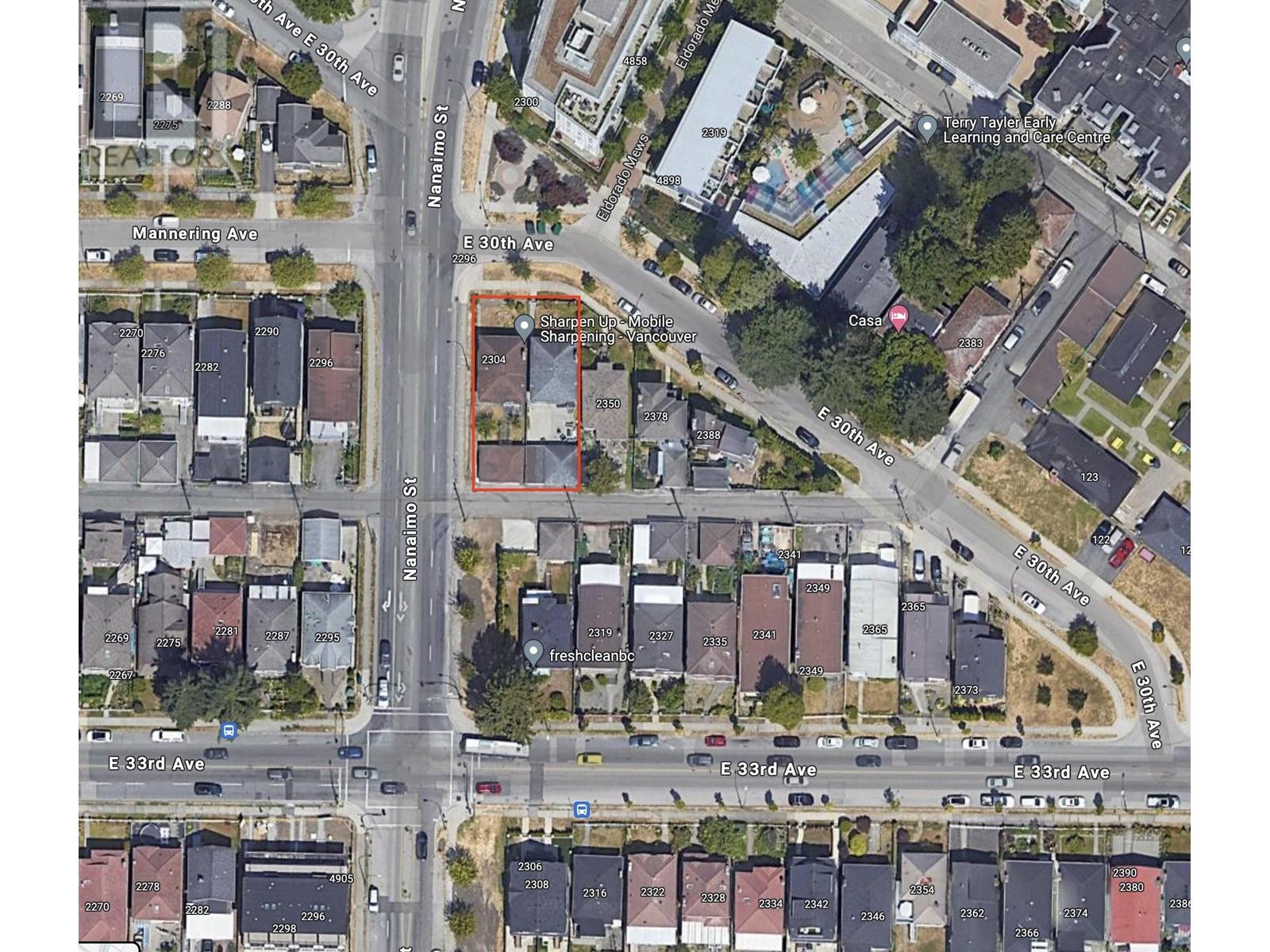 Listing Picture 4 of 4 : 2324 E 30TH AVENUE, Vancouver / 溫哥華 - 魯藝地產 Yvonne Lu Group - MLS Medallion Club Member