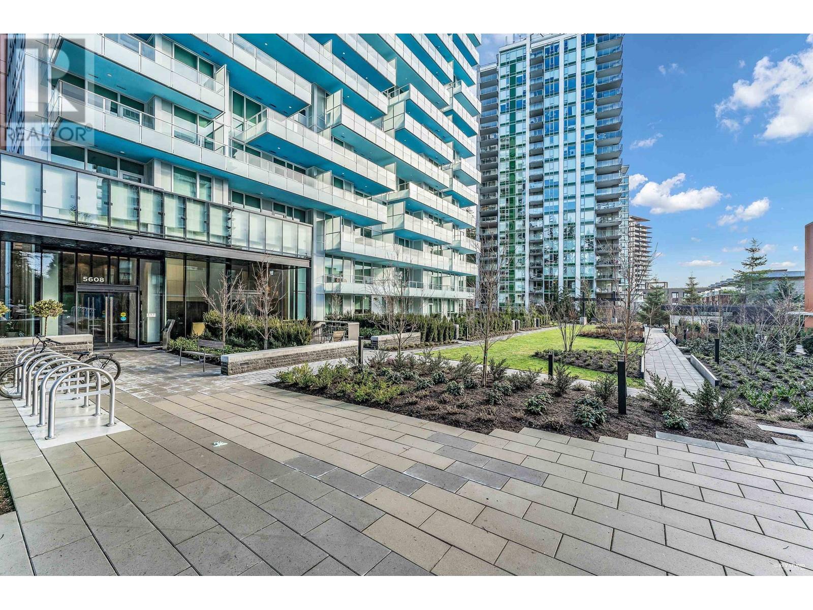 Listing Picture 24 of 27 : 1105 5608 BERTON AVENUE, Vancouver / 溫哥華 - 魯藝地產 Yvonne Lu Group - MLS Medallion Club Member