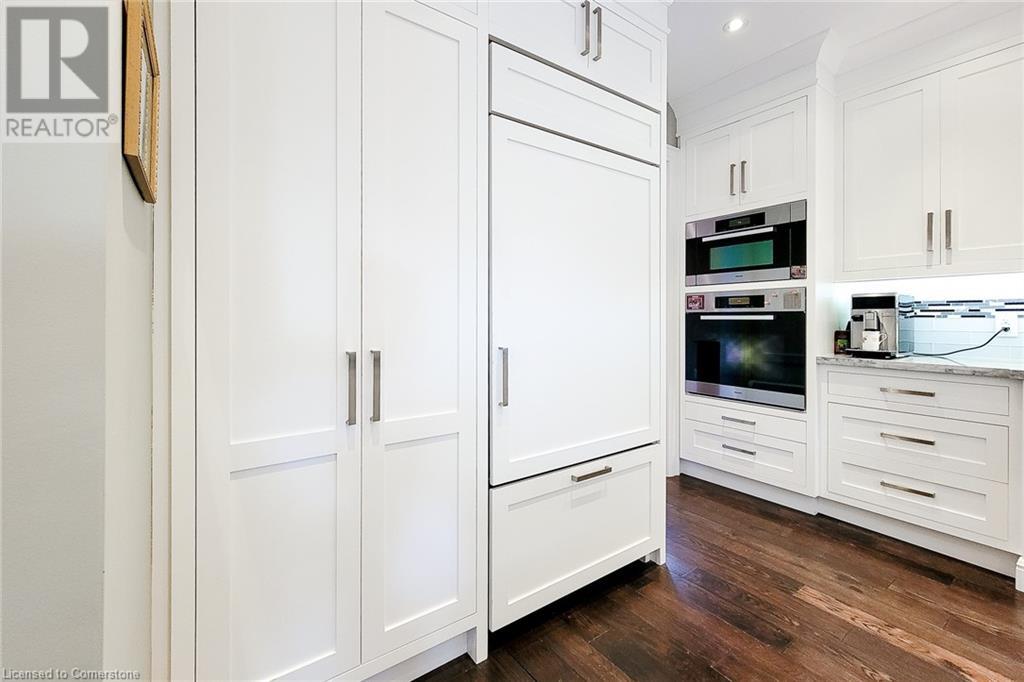 242 Burton Road, Oakville, Ontario  L6K 2K5 - Photo 16 - 40673999