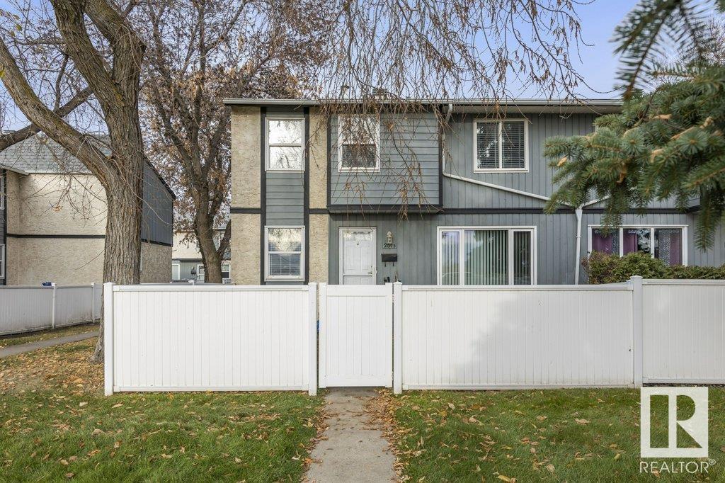 201b Homestead Cr Nw, Edmonton, Alberta  T5A 2Y2 - Photo 3 - E4412748