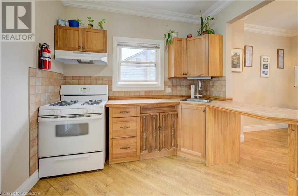 68 Samuelson StreetCambridge, Ontario  N1R 1J9 - Photo 12 - 40671939