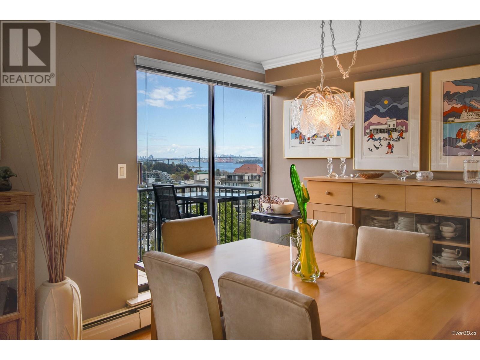 903 1745 ESQUIMALT AVENUE