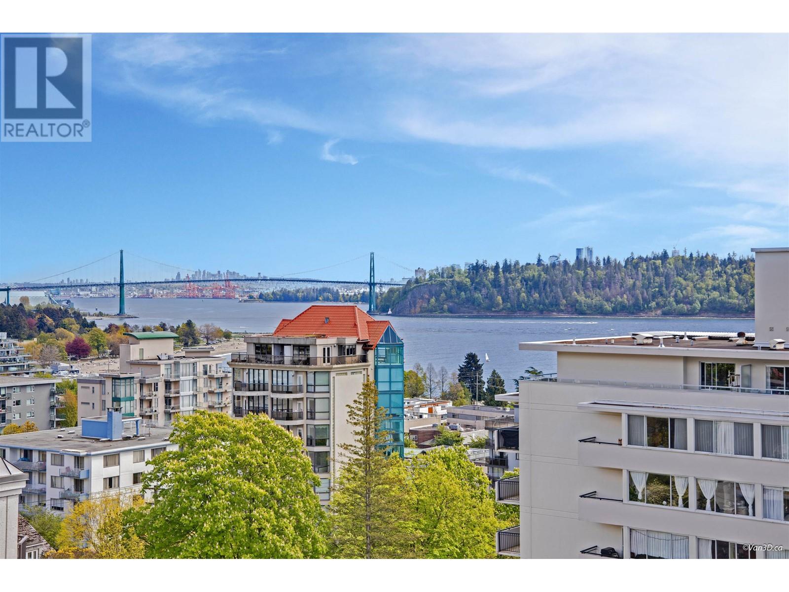 903 1745 ESQUIMALT AVENUE