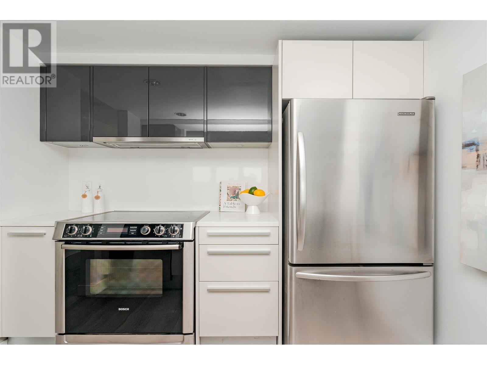 Listing Picture 15 of 30 : 1504 1323 HOMER STREET, Vancouver / 溫哥華 - 魯藝地產 Yvonne Lu Group - MLS Medallion Club Member