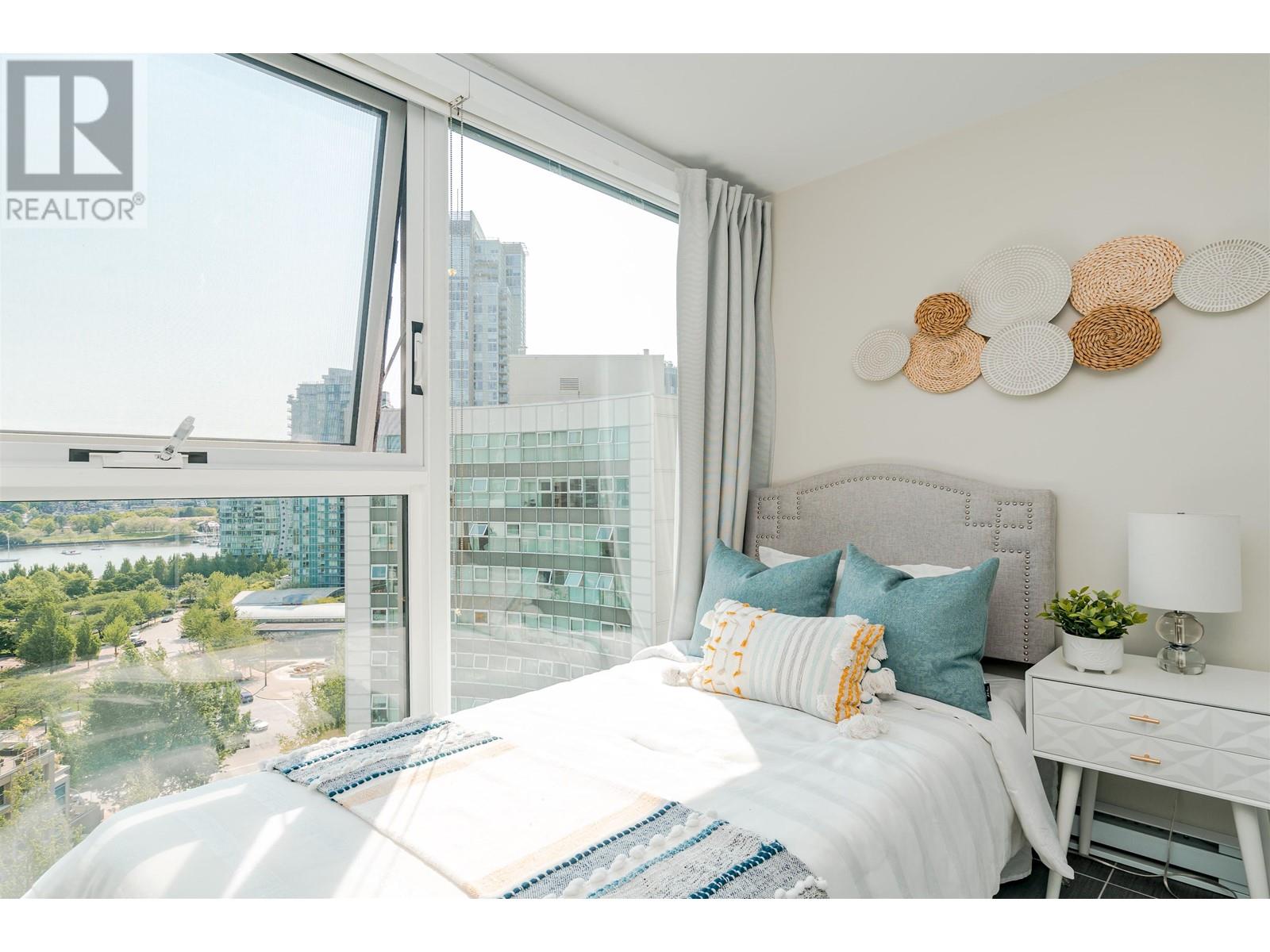 Listing Picture 22 of 30 : 1504 1323 HOMER STREET, Vancouver / 溫哥華 - 魯藝地產 Yvonne Lu Group - MLS Medallion Club Member