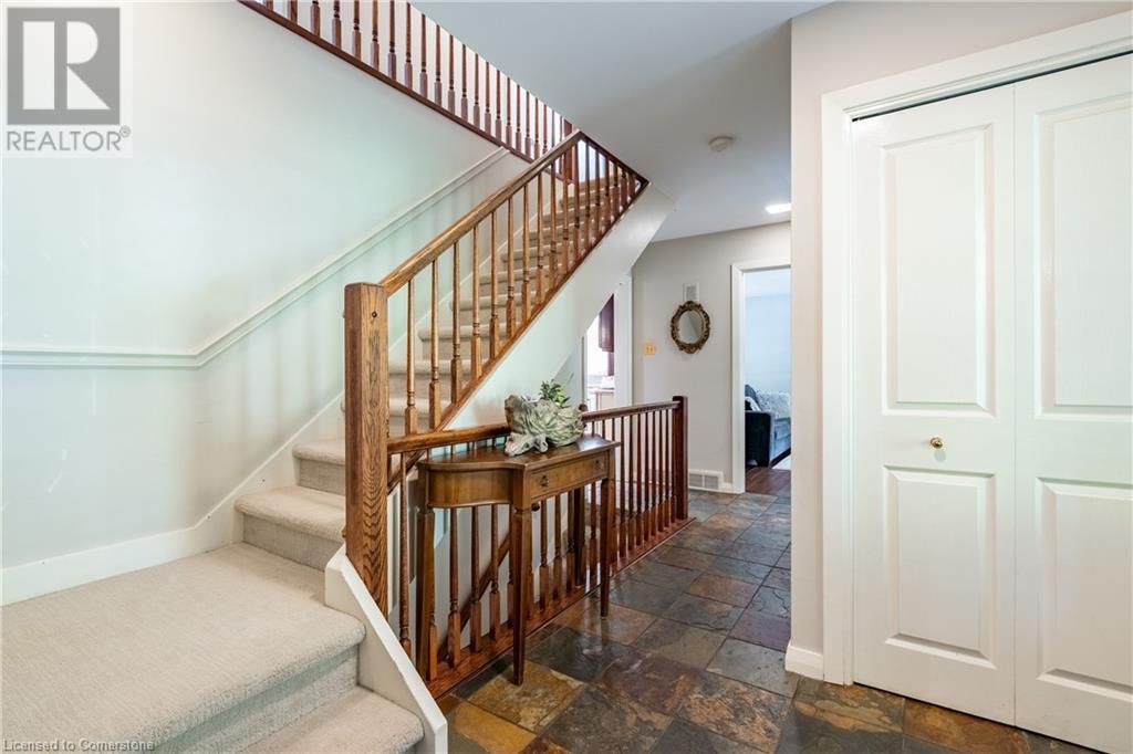 6 Summit CircleSimcoe, Ontario  N3Y 3K8 - Photo 8 - 40669078