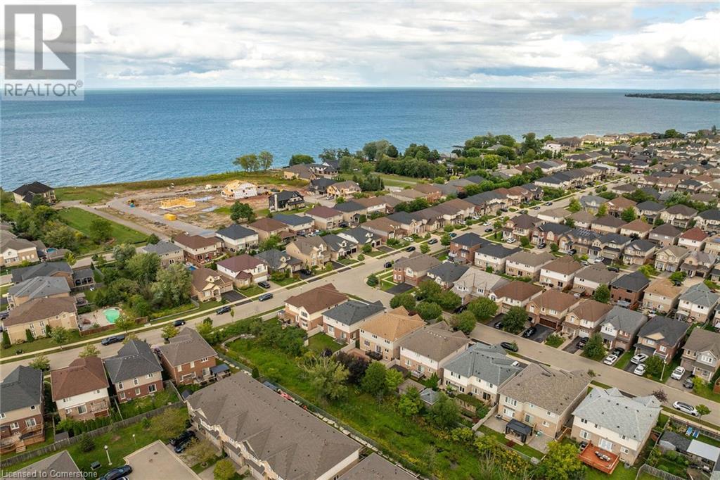 8 Saybrook Gardens, Stoney Creek, Ontario  L8E 0B6 - Photo 46 - 40674092