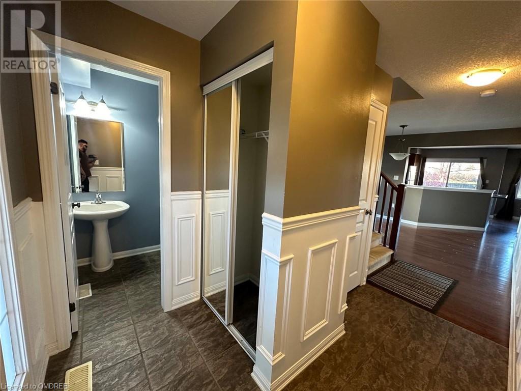 71 N Garth Massey Drive Unit# 25, Cambridge, Ontario  N1T 2G8 - Photo 10 - 40674123