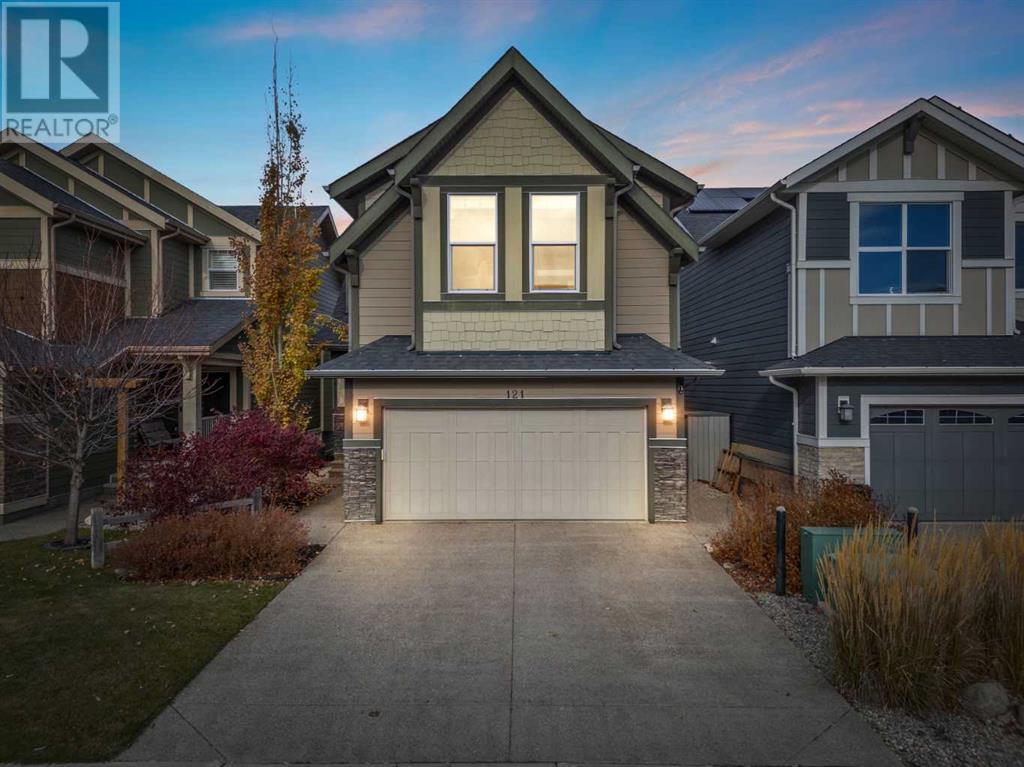 121 Sundown Grove, Cochrane, Alberta