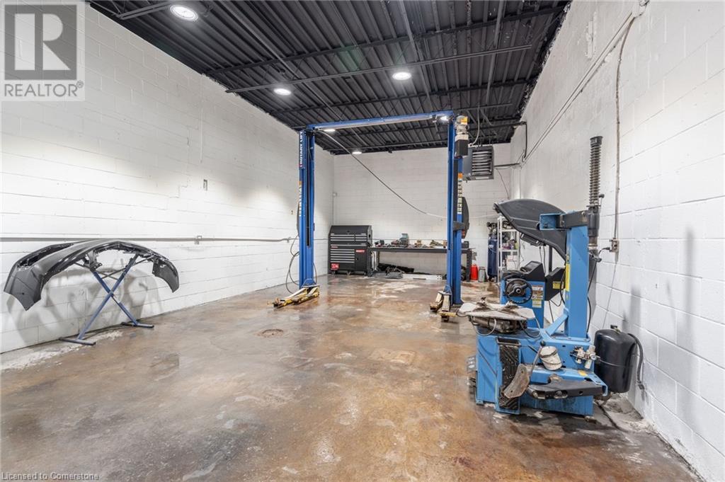 267 Beach Road, Hamilton, Ontario  L8L 4B3 - Photo 11 - 40674120