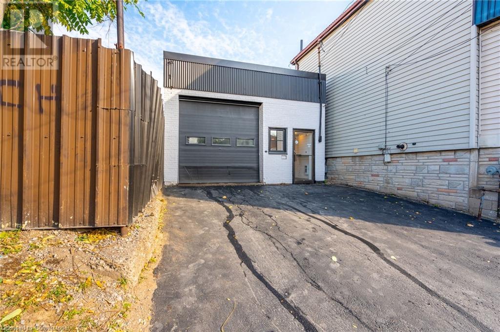 267 Beach Road, Hamilton, Ontario  L8L 4B3 - Photo 2 - 40674120