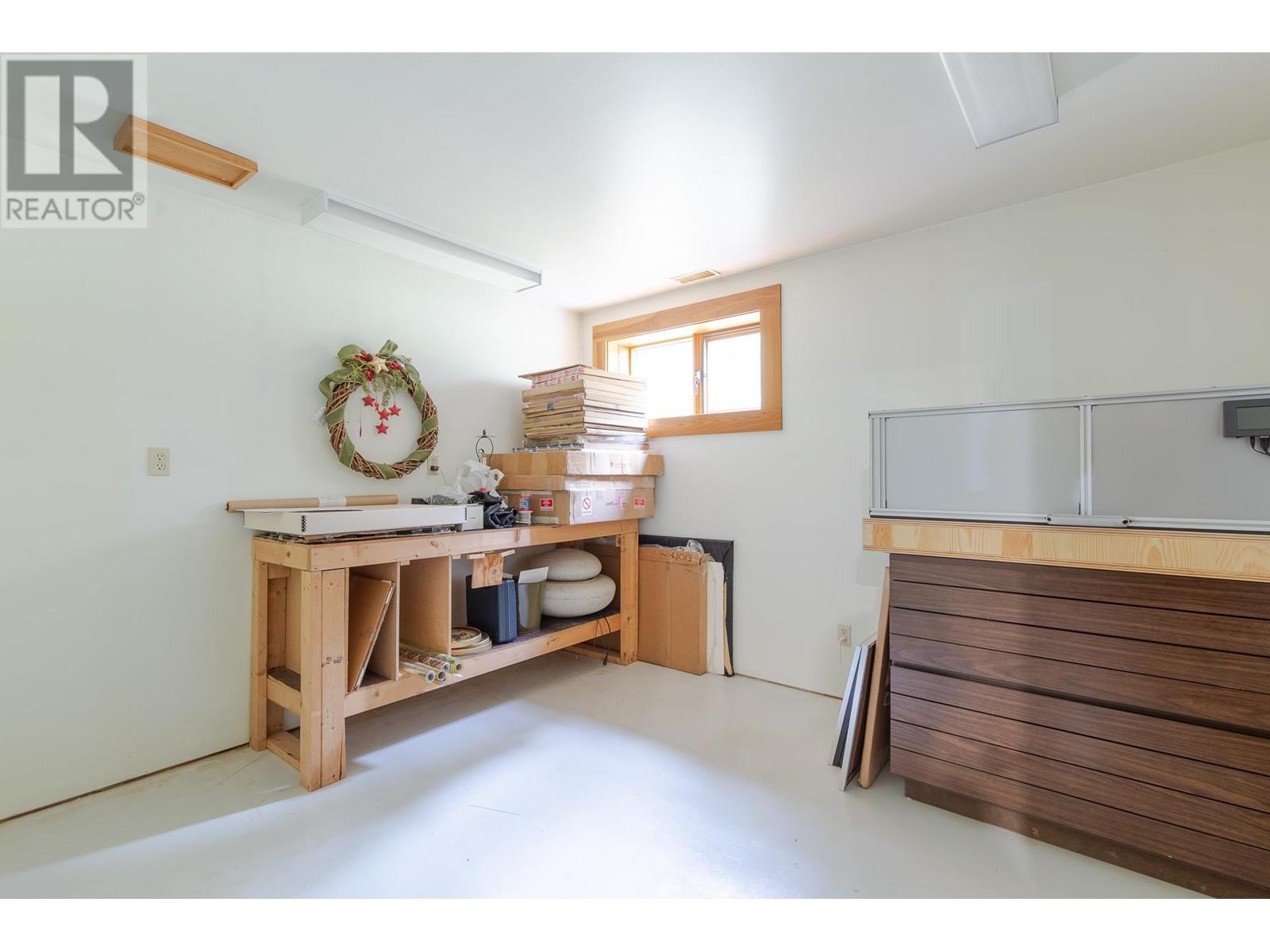 3535 Crooked Creek Road, Valemount, British Columbia V0E 2Z0 - Photo 34 - R2941177