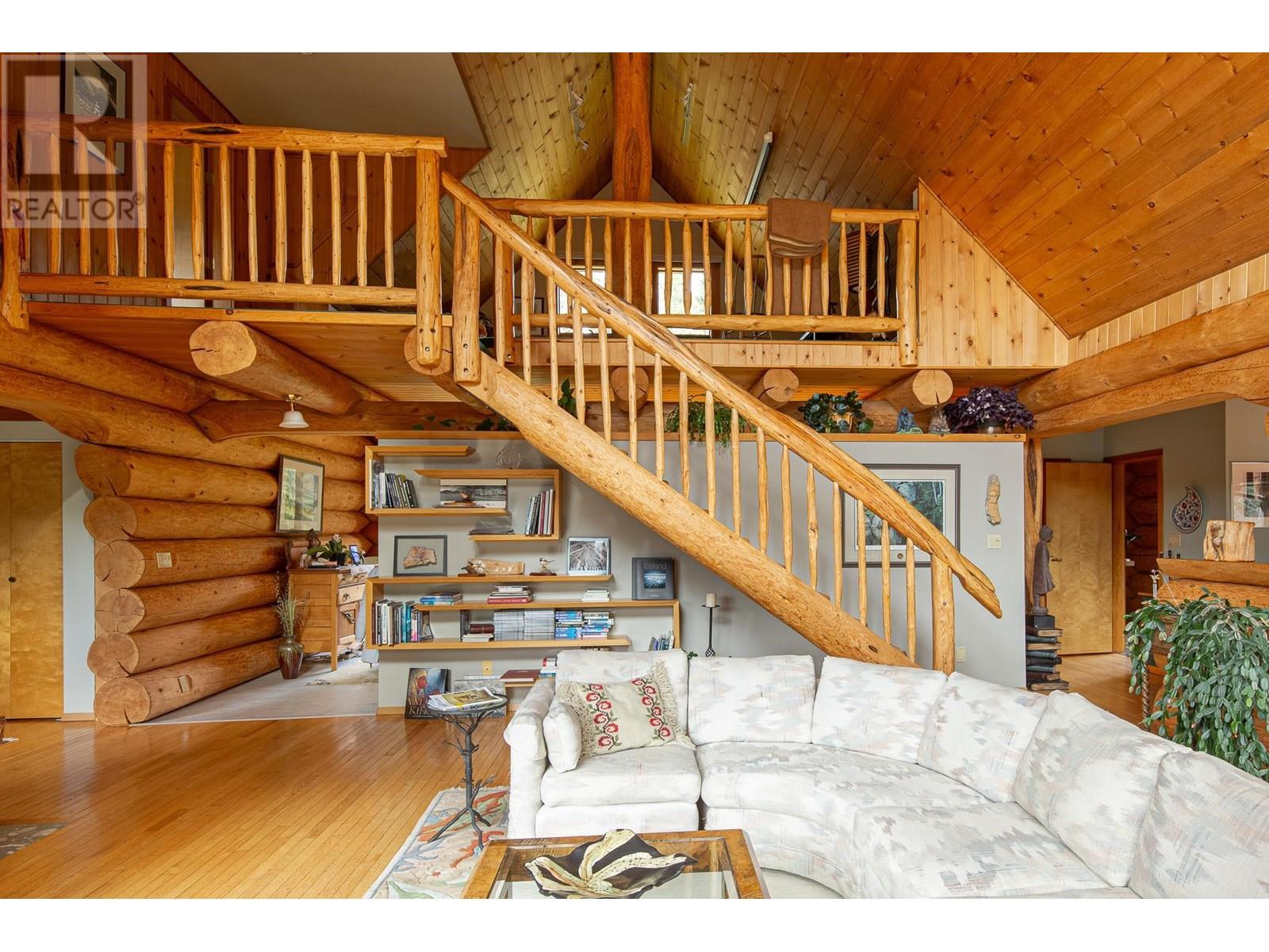 3535 Crooked Creek Road, Valemount, British Columbia V0E 2Z0 - Photo 11 - R2941177