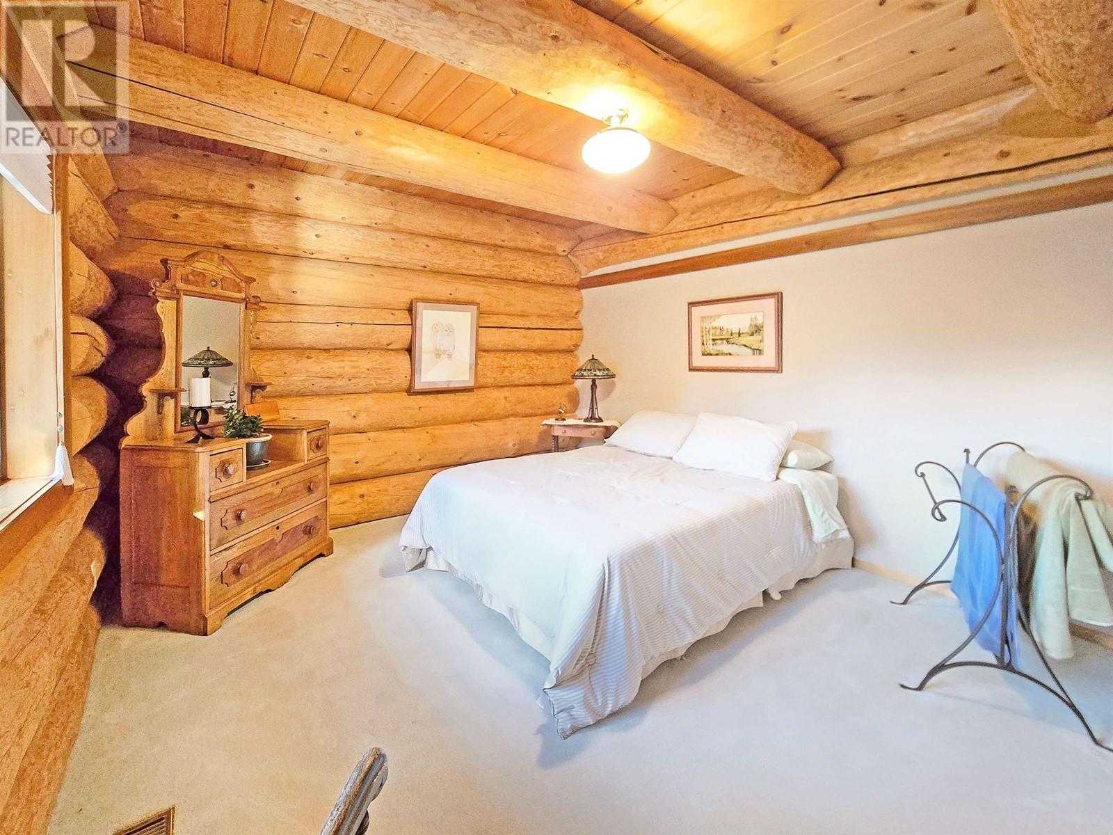 3535 Crooked Creek Road, Valemount, British Columbia V0E 2Z0 - Photo 21 - R2941177