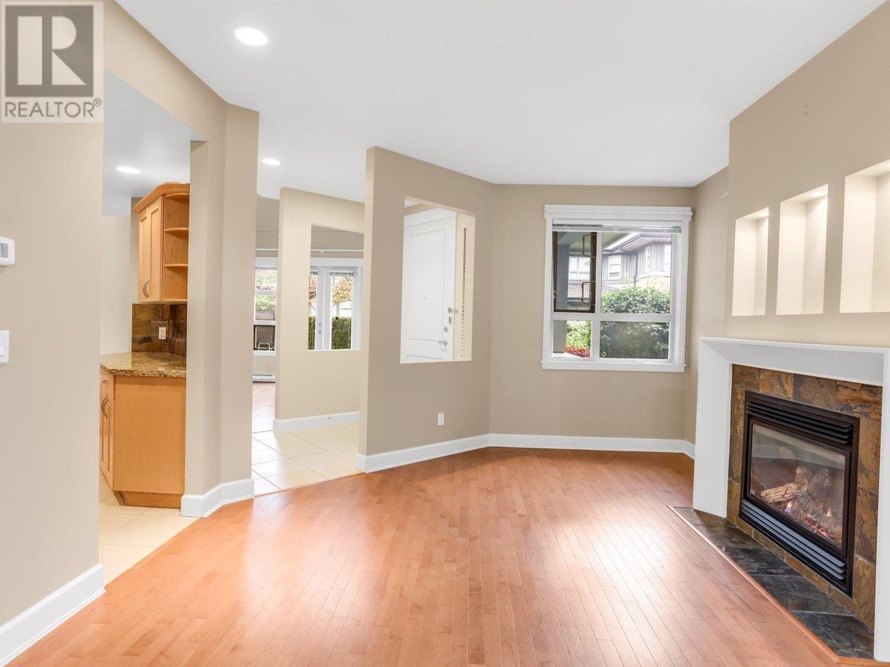 Listing Picture 9 of 27 : 68 6300 BIRCH STREET, Richmond / 烈治文 - 魯藝地產 Yvonne Lu Group - MLS Medallion Club Member