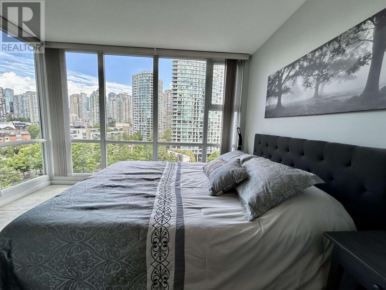 Listing Picture 19 of 40 : 1106 1077 MARINASIDE CRESCENT, Vancouver / 溫哥華 - 魯藝地產 Yvonne Lu Group - MLS Medallion Club Member