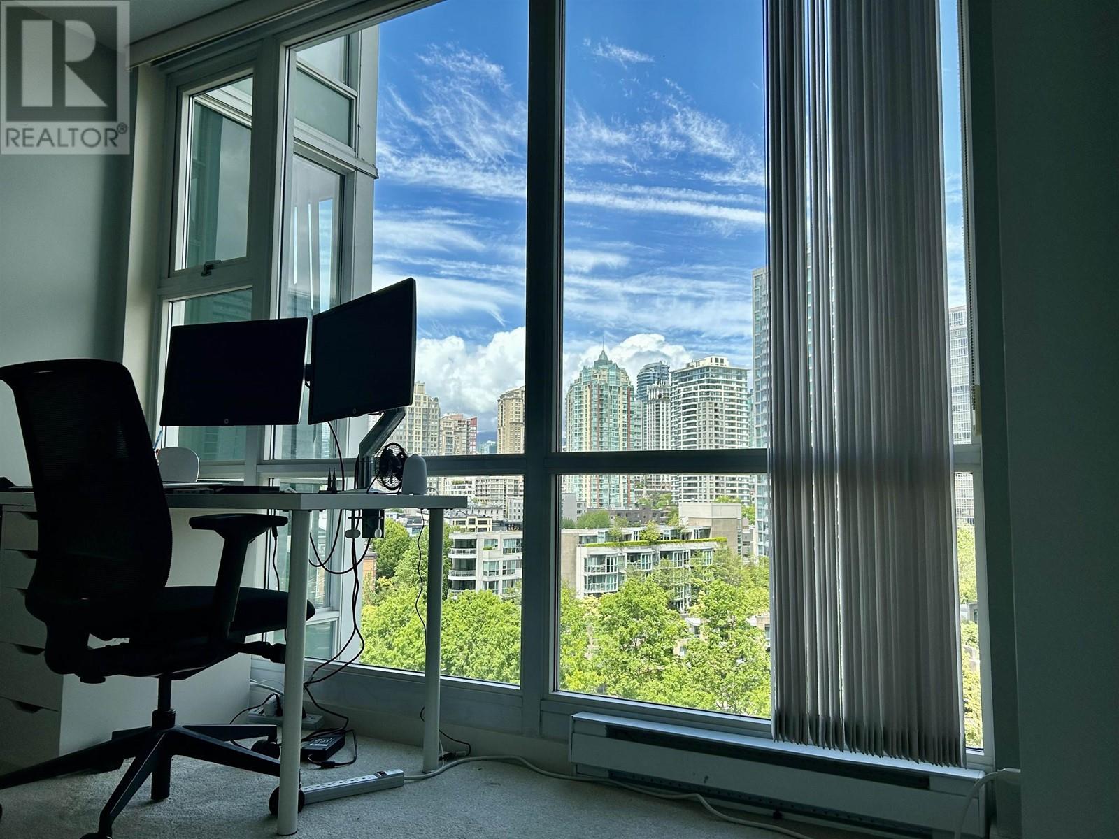 Listing Picture 24 of 40 : 1106 1077 MARINASIDE CRESCENT, Vancouver / 溫哥華 - 魯藝地產 Yvonne Lu Group - MLS Medallion Club Member