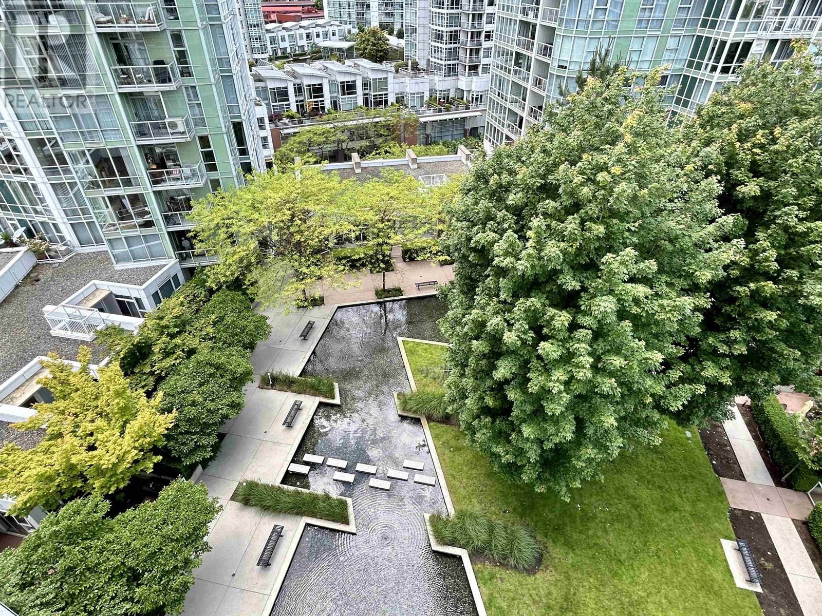 Listing Picture 35 of 40 : 1106 1077 MARINASIDE CRESCENT, Vancouver / 溫哥華 - 魯藝地產 Yvonne Lu Group - MLS Medallion Club Member
