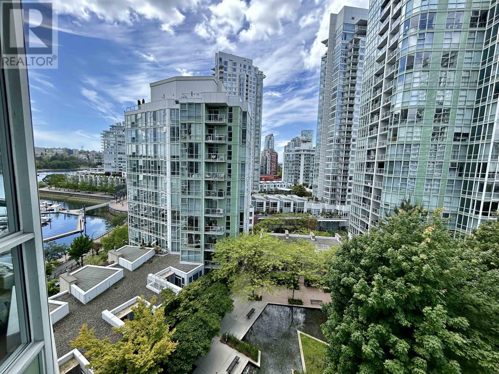 Listing Picture 8 of 40 : 1106 1077 MARINASIDE CRESCENT, Vancouver / 溫哥華 - 魯藝地產 Yvonne Lu Group - MLS Medallion Club Member