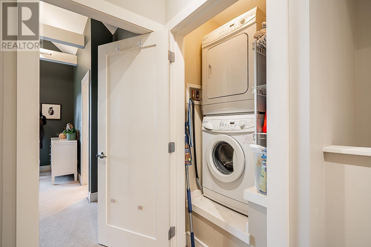 261 W 5th Street, North Vancouver, British Columbia  V7M 1J9 - Photo 28 - R2942107