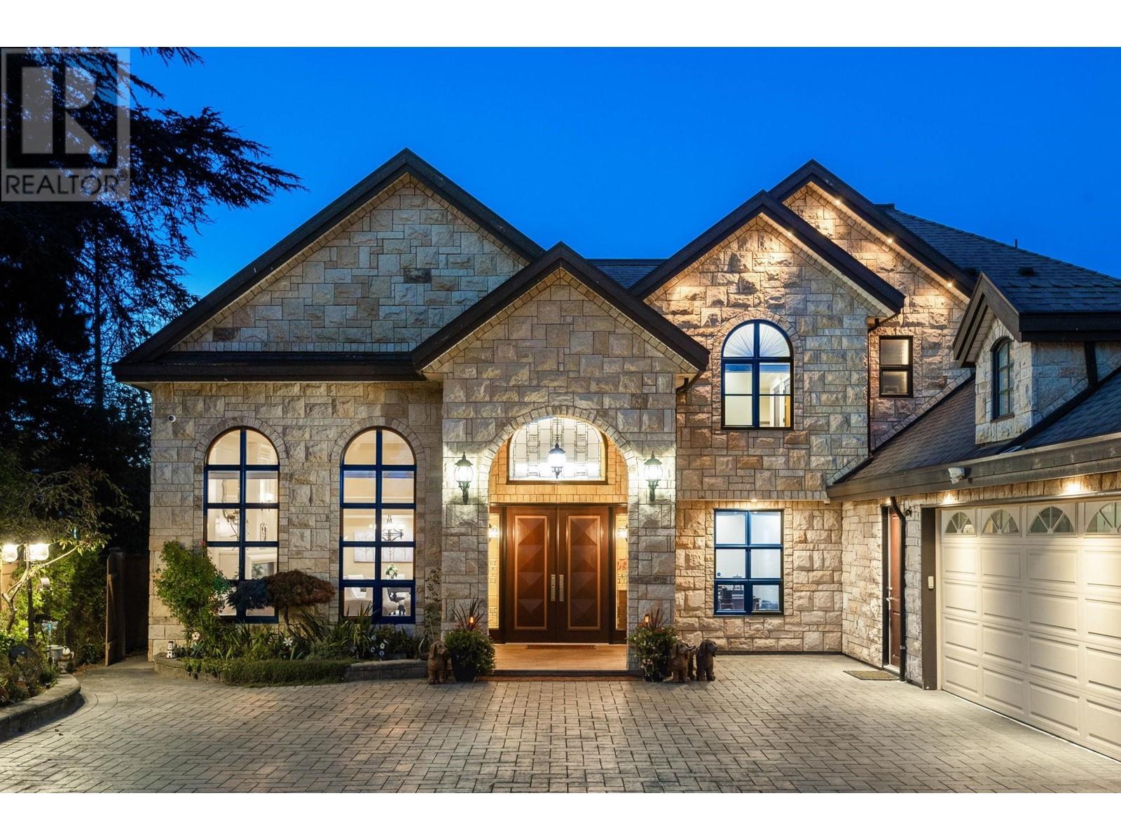 Listing Picture 2 of 40 : 4191 WESTMINSTER HIGHWAY, Richmond / 烈治文 - 魯藝地產 Yvonne Lu Group - MLS Medallion Club Member
