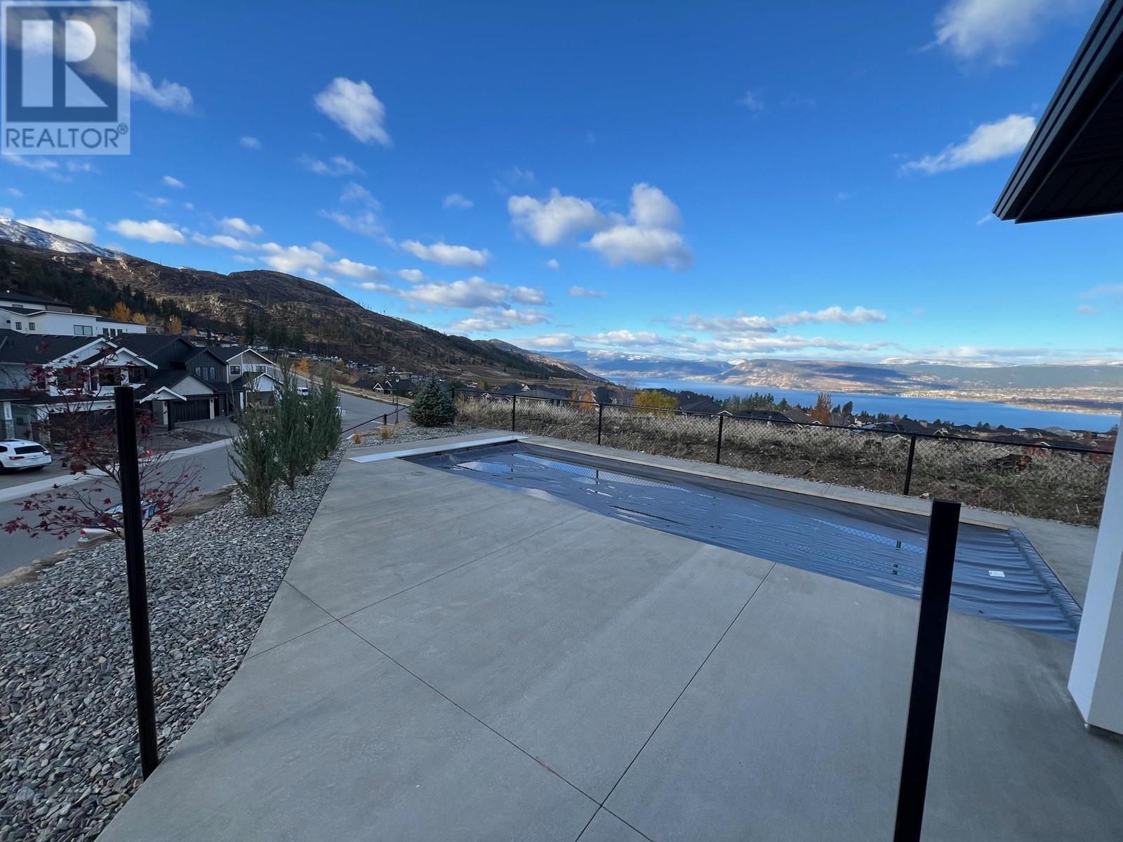 5500 Foothill Court, Kelowna, British Columbia  V1W 5G5 - Photo 8 - 10325106