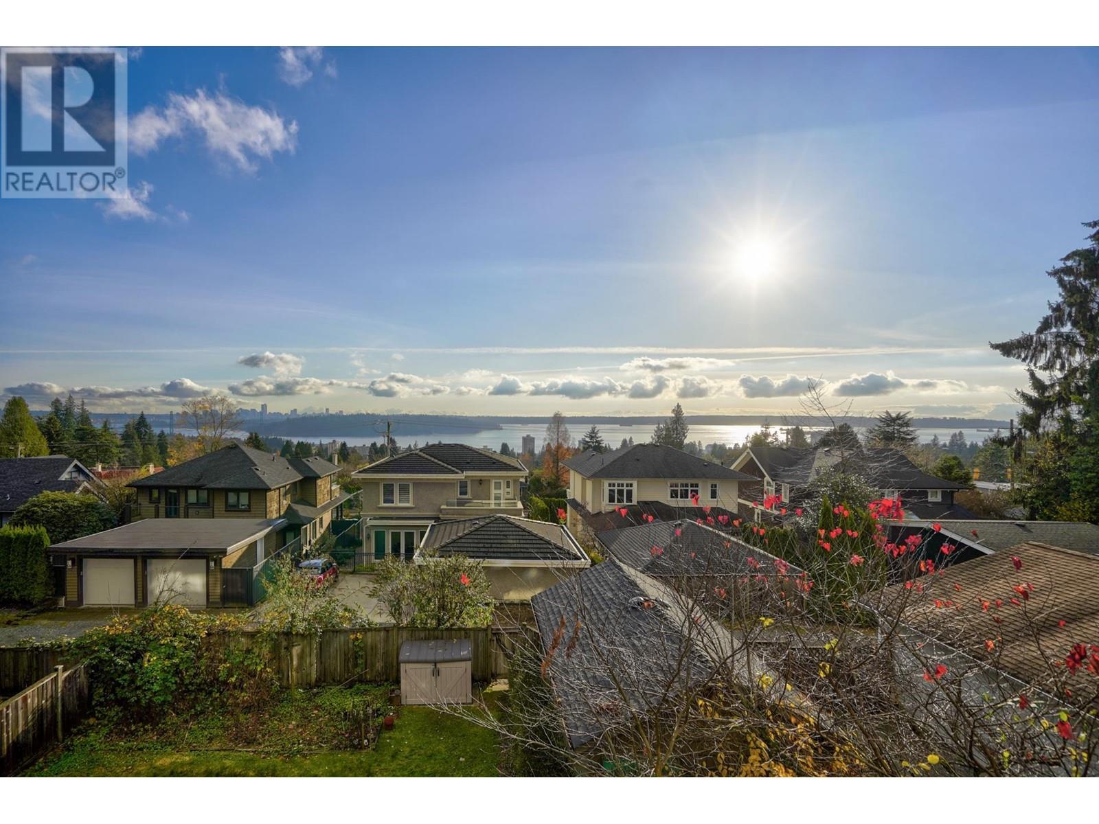 1460 Nelson Avenue, West Vancouver, British Columbia  V7T 2G8 - Photo 23 - R2941525
