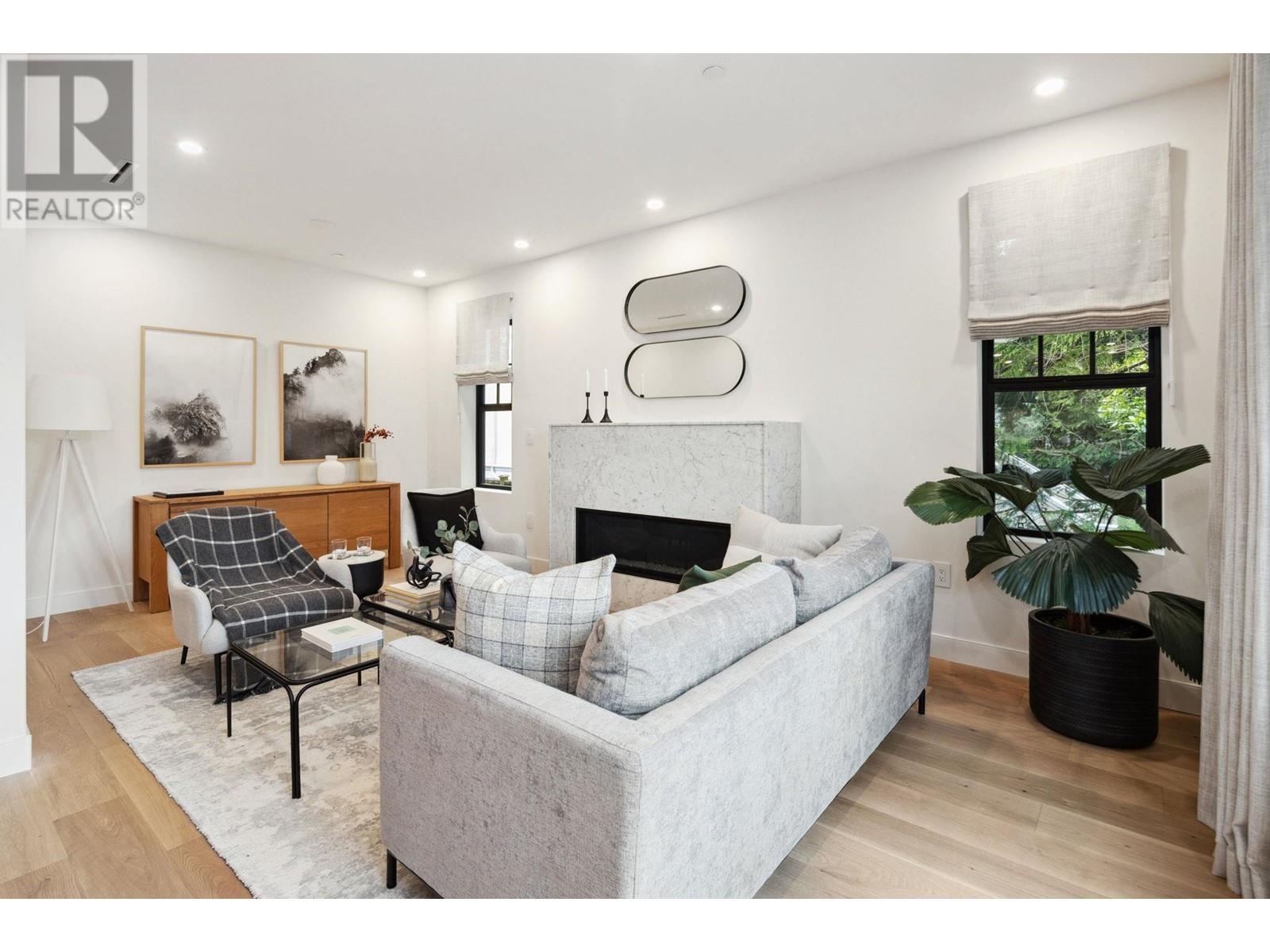 1226 W 26th Avenue, Vancouver, British Columbia V6H 2A9 - Photo 3 - R2942222