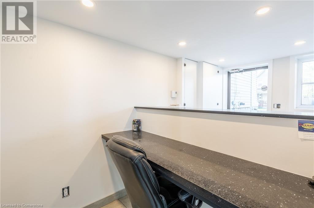 267 Beach Road, Hamilton, Ontario  L8L 4B3 - Photo 16 - 40674120