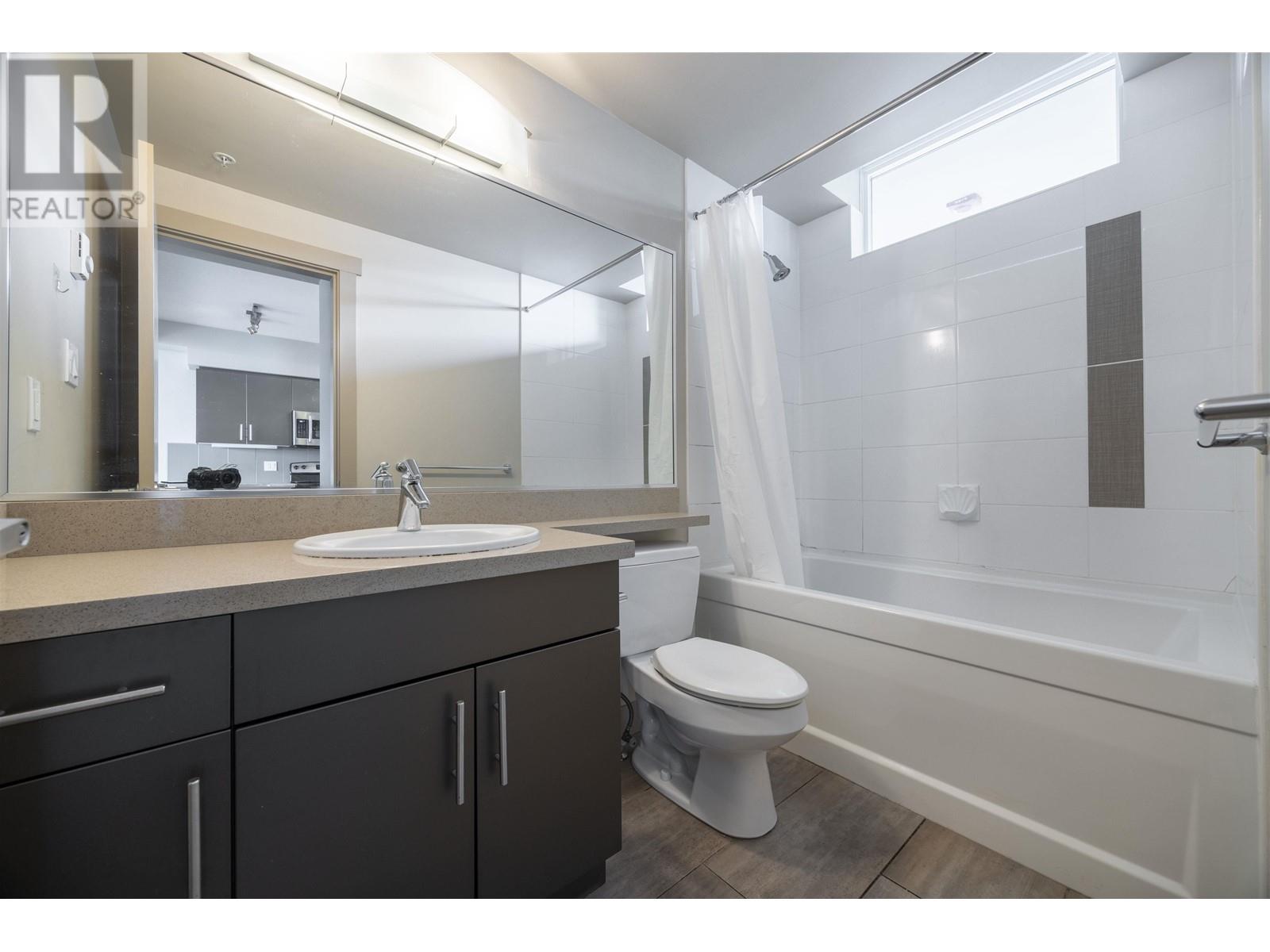 Listing Picture 8 of 13 : 715 9009 CORNERSTONE MEWS, Burnaby / 本拿比 - 魯藝地產 Yvonne Lu Group - MLS Medallion Club Member