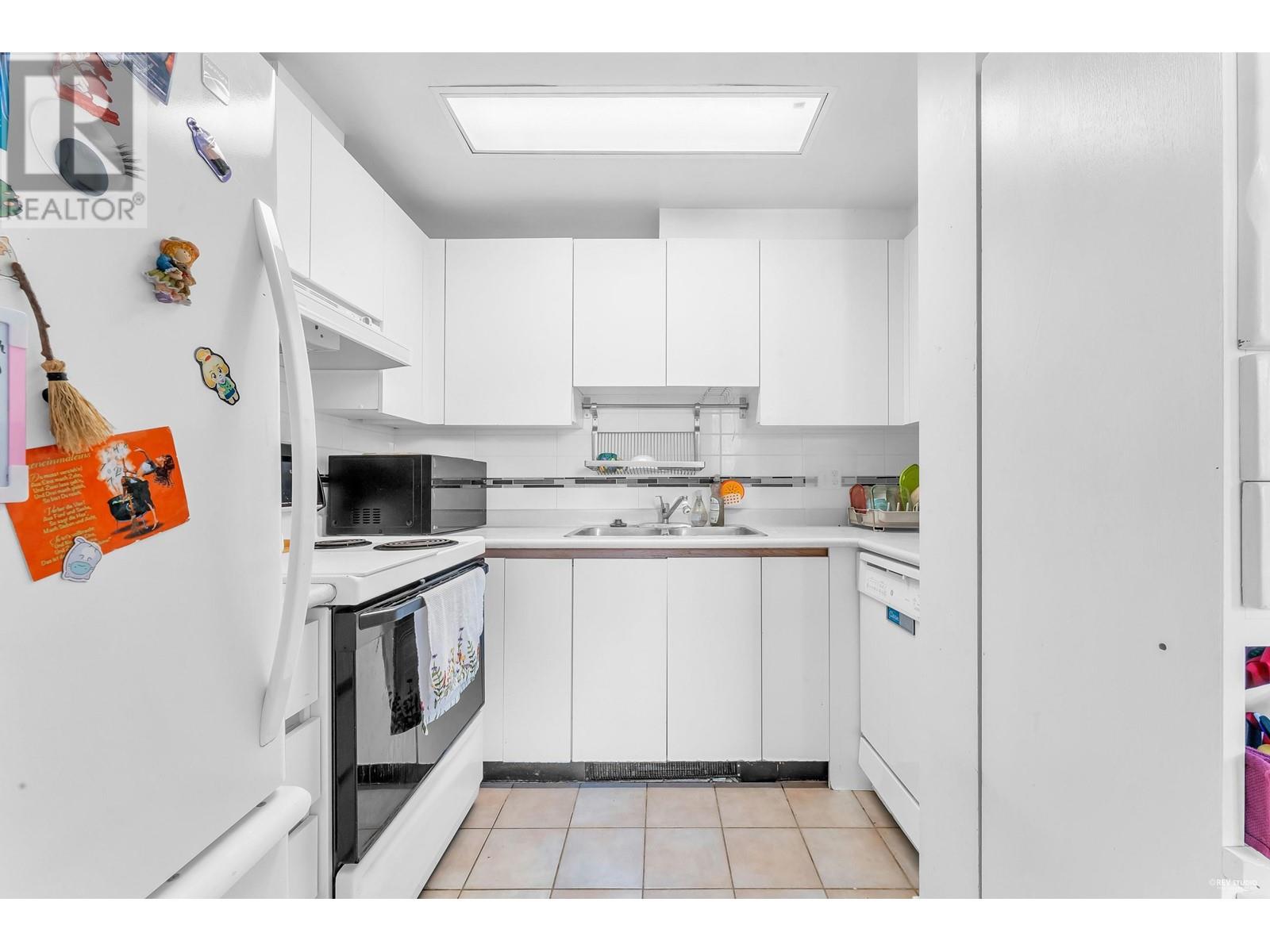 1903 811 Helmcken Street, Vancouver, British Columbia  V6Z 1B1 - Photo 12 - R2941820