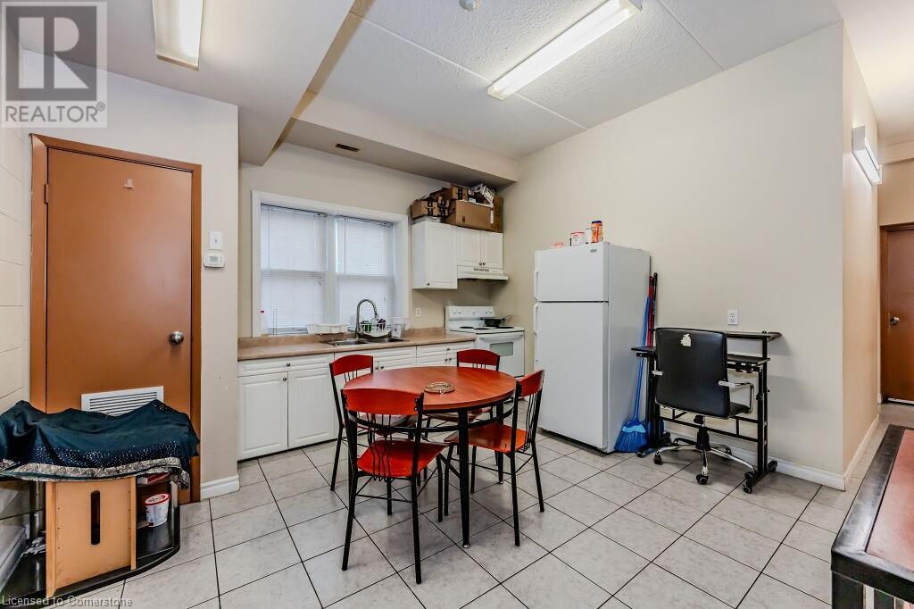253 Lester Street Unit# 1, Waterloo, Ontario  N2L 3W6 - Photo 11 - 40673620