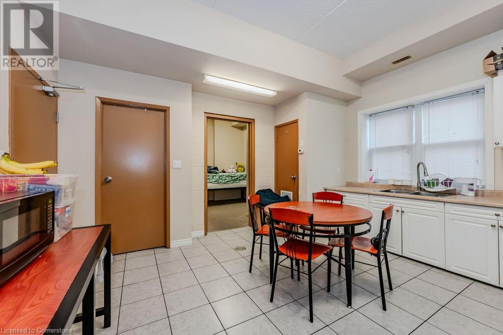 253 Lester Street Unit# 1, Waterloo, Ontario  N2L 3W6 - Photo 12 - 40673620