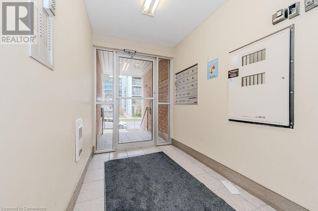 253 Lester Street Unit# 1, Waterloo, Ontario  N2L 3W6 - Photo 5 - 40673620