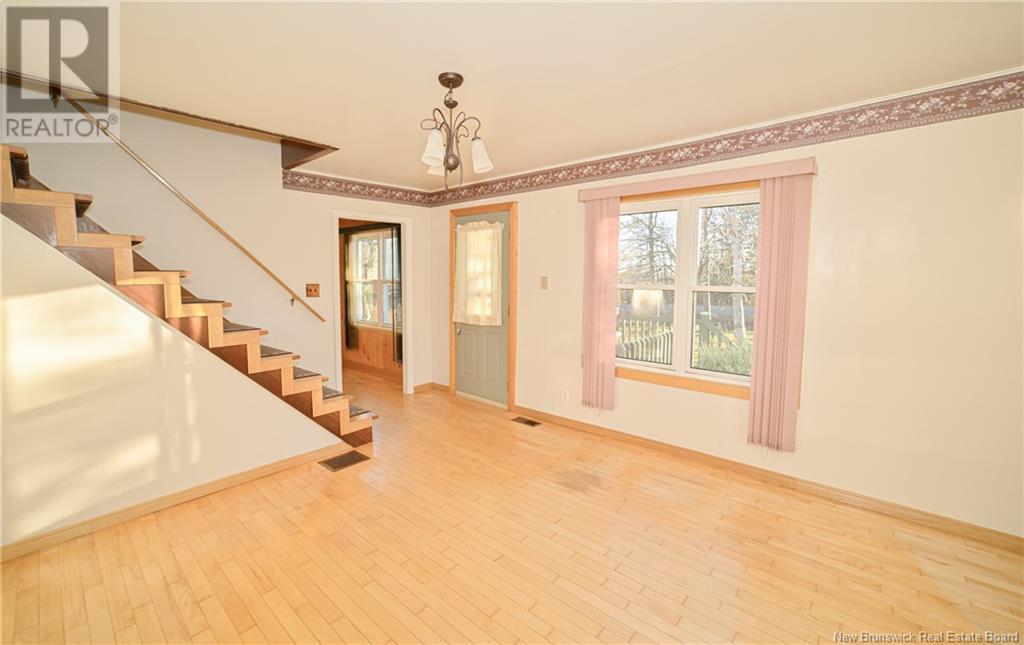 1732 Route 107 Route