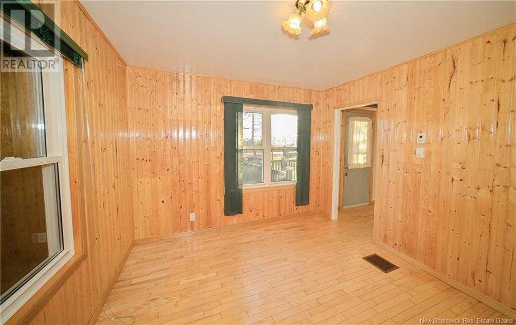 1732 Route 107 Route