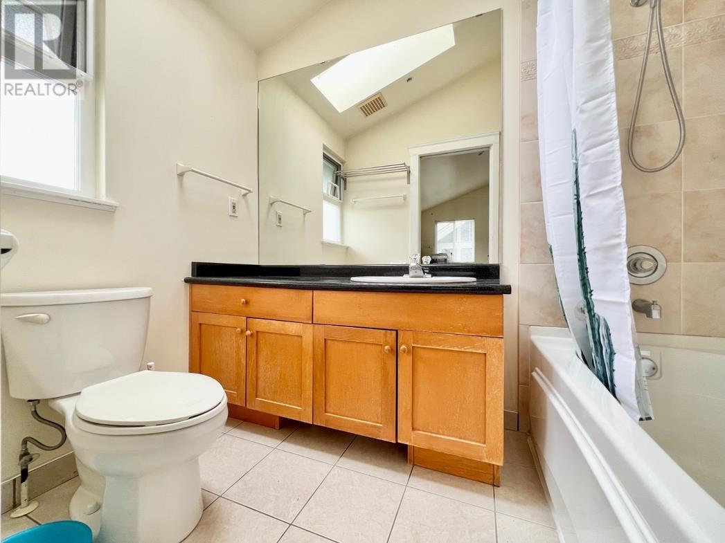 2115-2117 W 15th Avenue, Vancouver, British Columbia  V6K 2Y4 - Photo 11 - R2939879