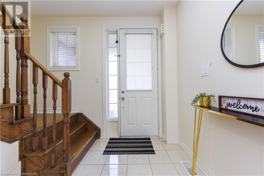 69 Vezna Crescent, Brampton, Ontario  L6X 5K4 - Photo 6 - 40673505