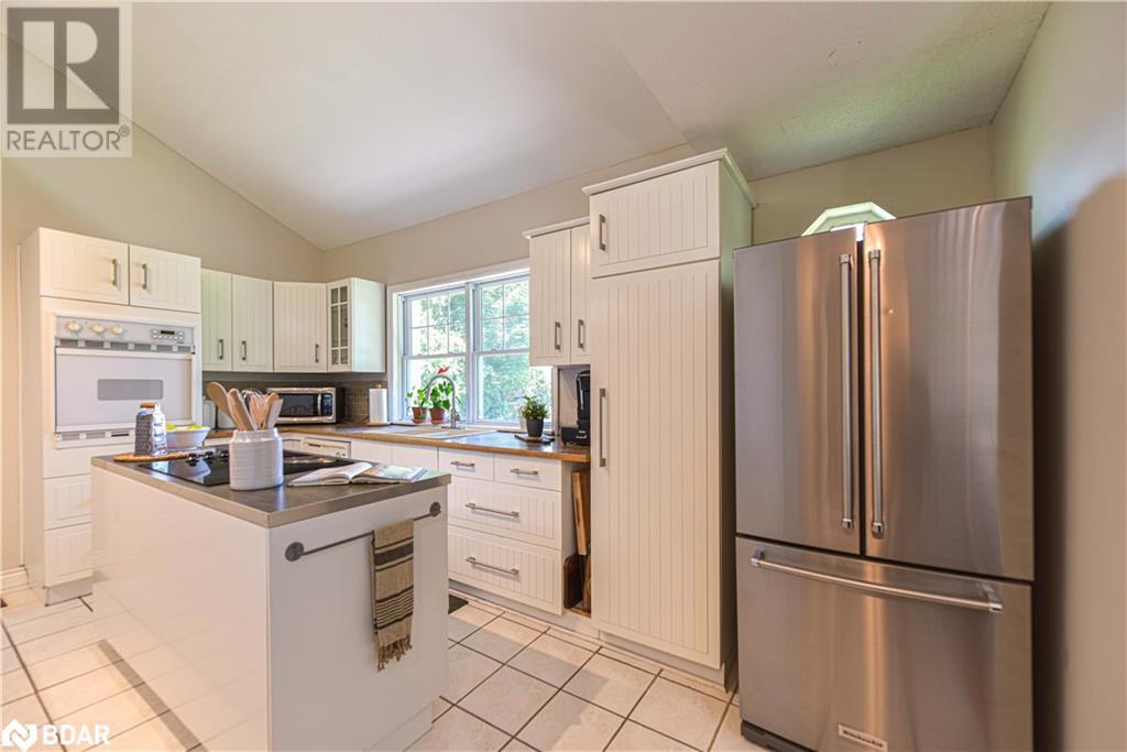 326 Crawford Street, Orillia, Ontario  L3V 1K1 - Photo 13 - 40673515