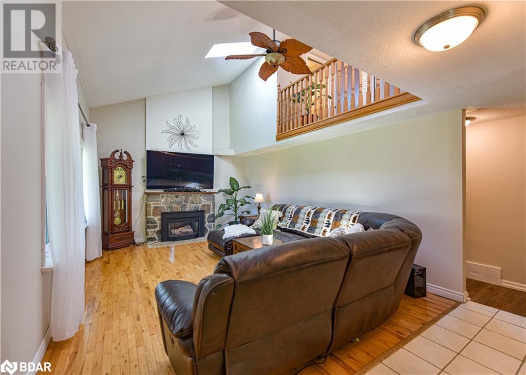 326 Crawford Street, Orillia, Ontario  L3V 1K1 - Photo 14 - 40673515