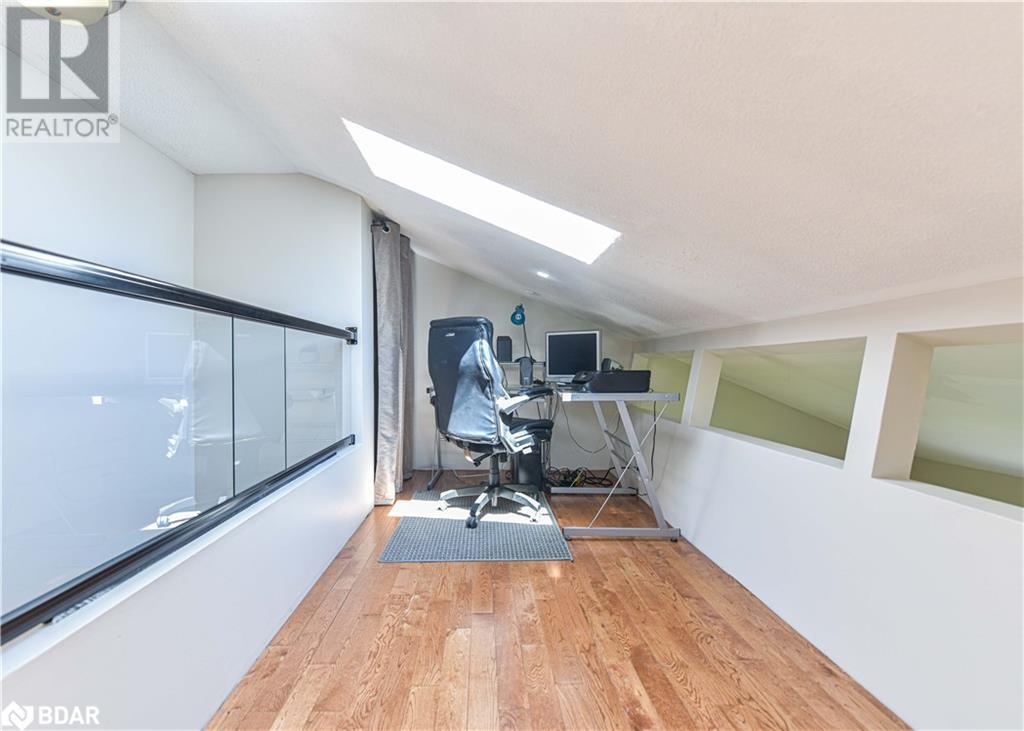 326 Crawford Street, Orillia, Ontario  L3V 1K1 - Photo 34 - 40673515