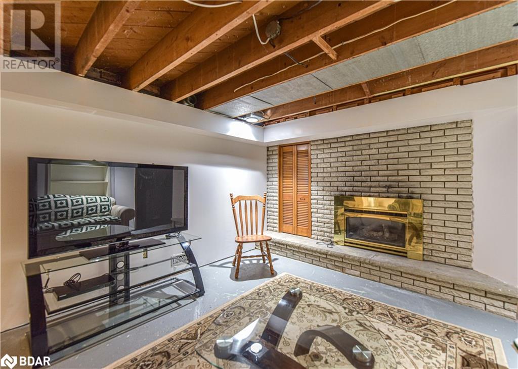 326 Crawford Street, Orillia, Ontario  L3V 1K1 - Photo 39 - 40673515