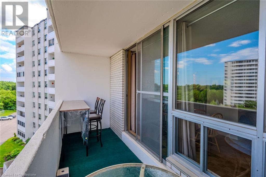 35 Towering Heights Boulevard Unit# 608, St. Catharines, Ontario  L2R 3G7 - Photo 14 - XH4199579