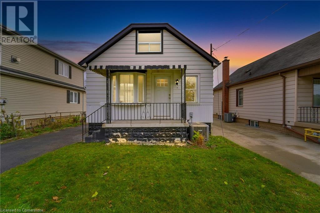 5 Rosewood Road, Hamilton, Ontario  L8H 1A1 - Photo 1 - 40674105