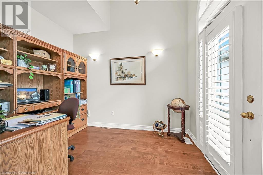 91 Southcreek Court, Ancaster, Ontario  L9K 1M2 - Photo 5 - 40673873