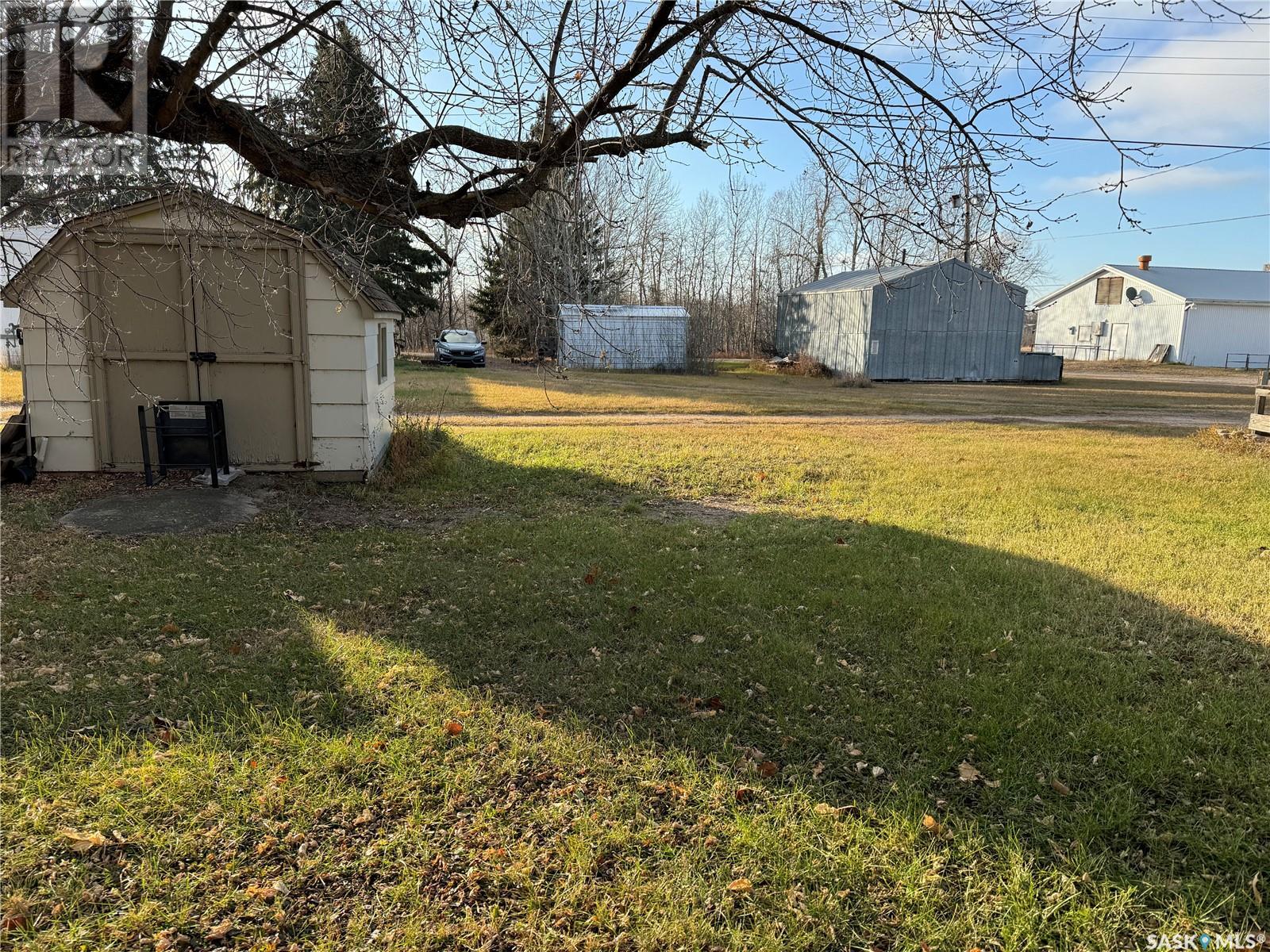 220 1st Avenue, Mervin, Saskatchewan  S0M 1Y0 - Photo 3 - SK987642